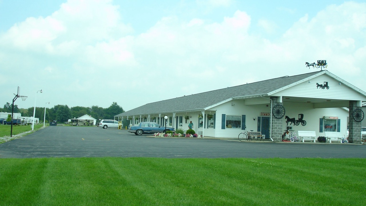 Photo of Others in Shipshewana