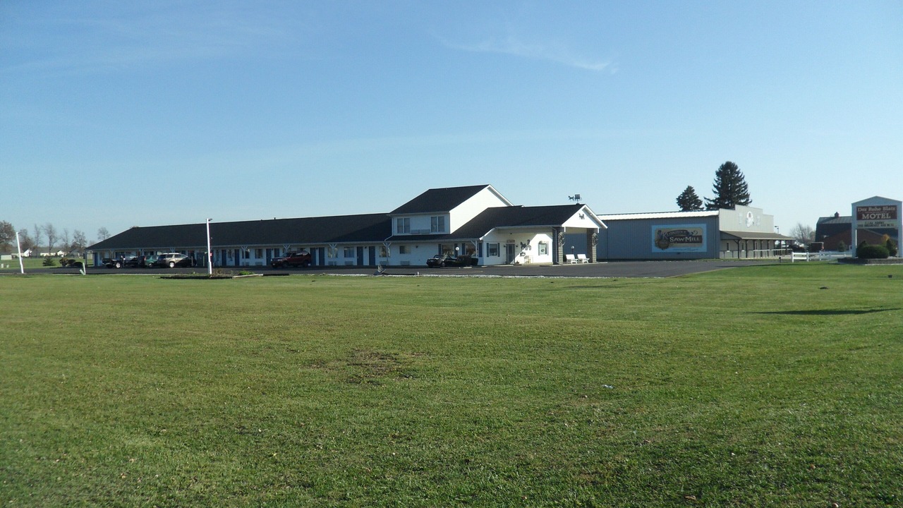 Photo of Others in Shipshewana