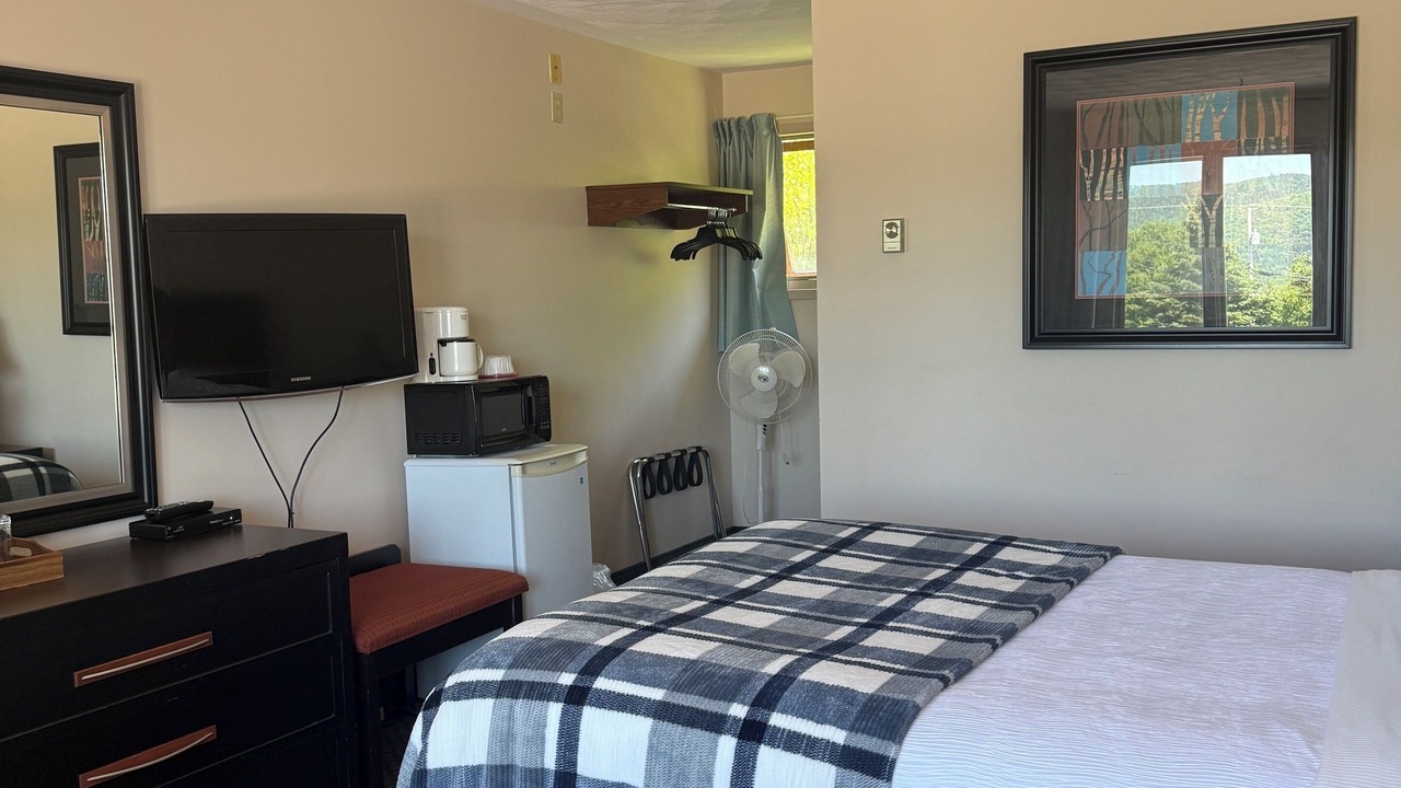 Photo of Bedroom in Boularderie East