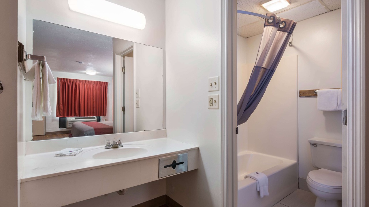 Photo of Others in Gadsden