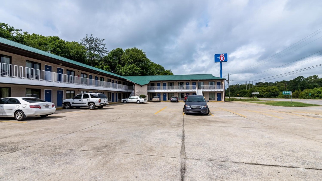 Photo of Others in Gadsden