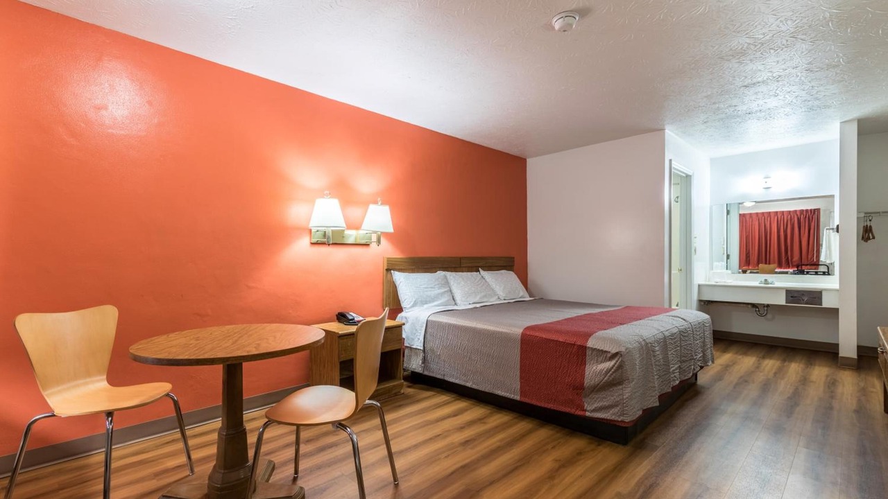 Photo of Others in Gadsden