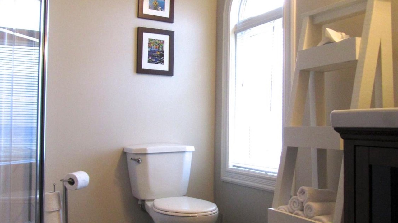 Photo of Bathroom in Bareneed