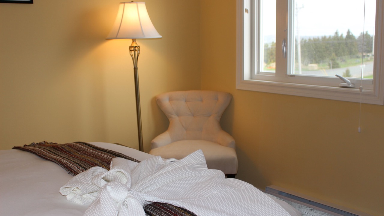 Photo of Bedroom in Bareneed