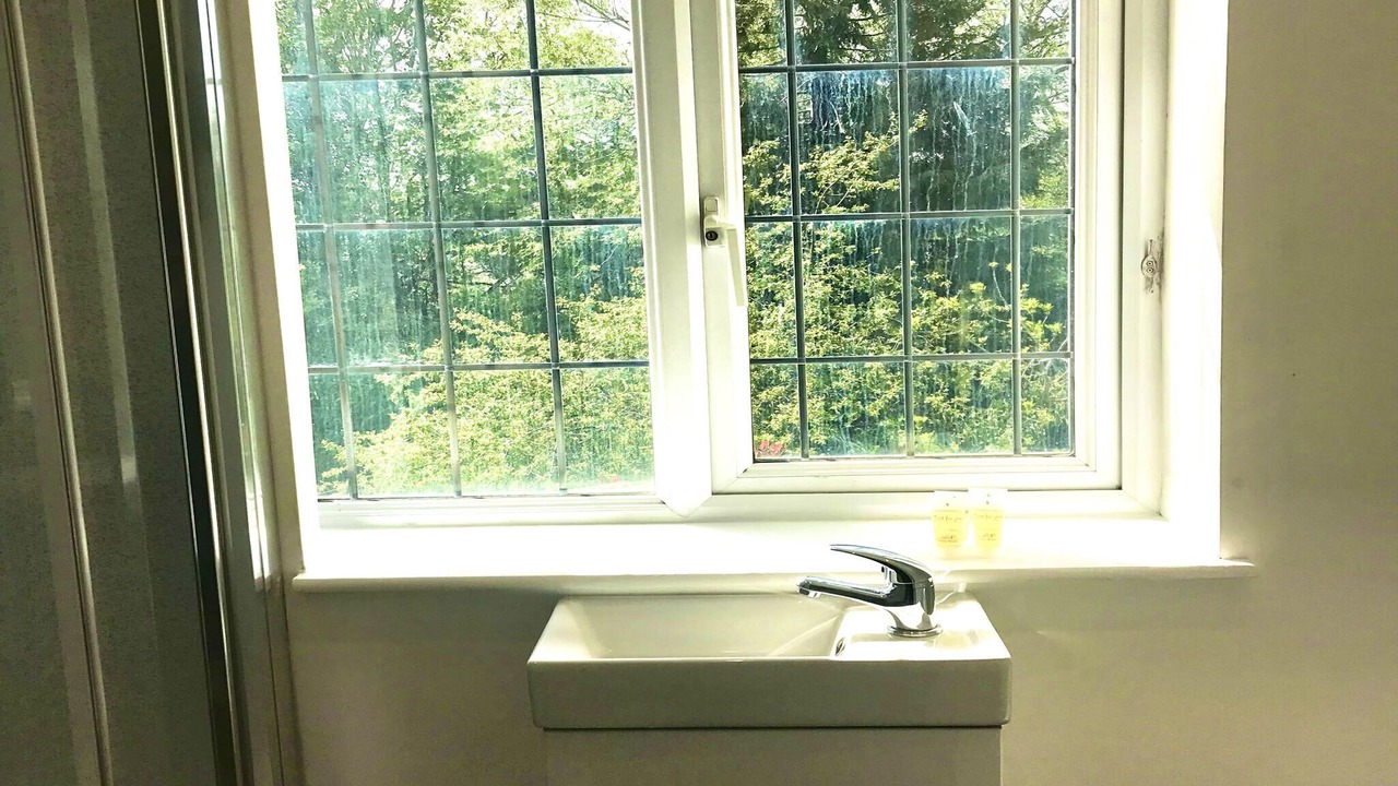 Photo of Bathroom in Talgarth