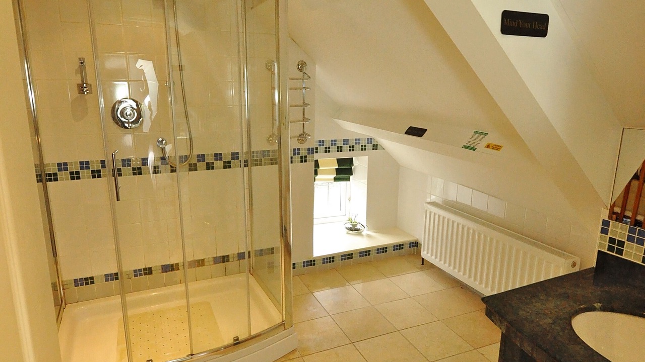 Photo of Bathroom in Talgarth