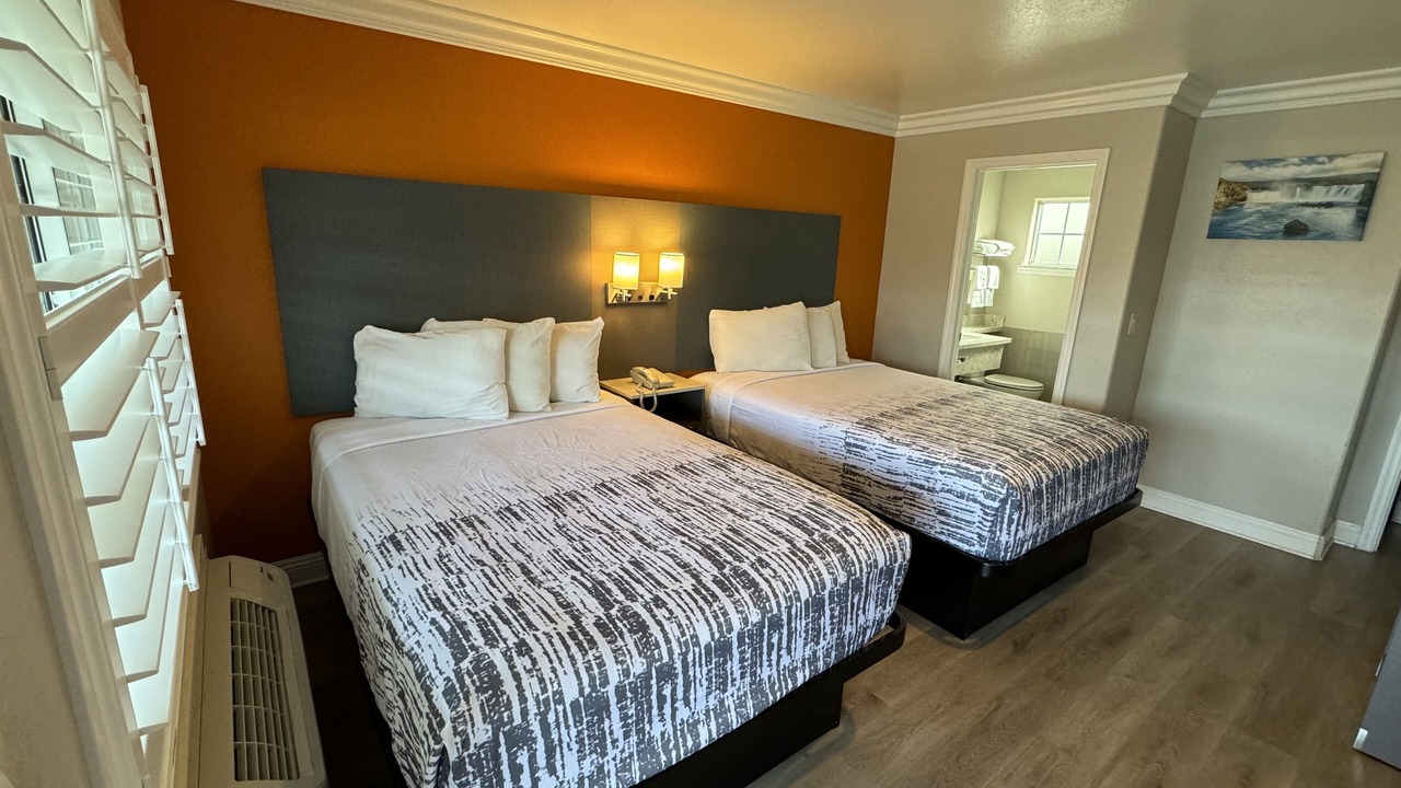Photo of Bedroom in Munras Avenue