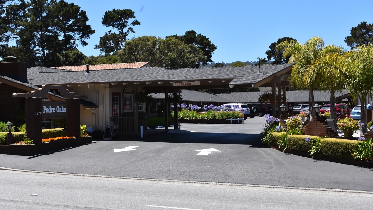Photo of Outdoor in Munras Avenue