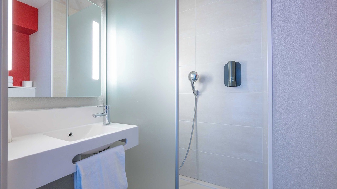 Photo of Others in Begles