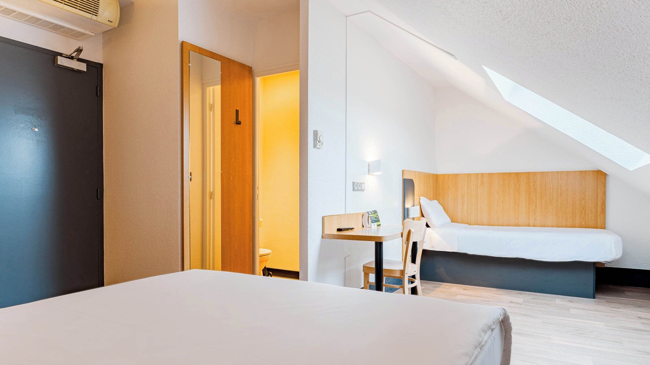 Photo of Bedroom in Chasseneuil-du-Poitou