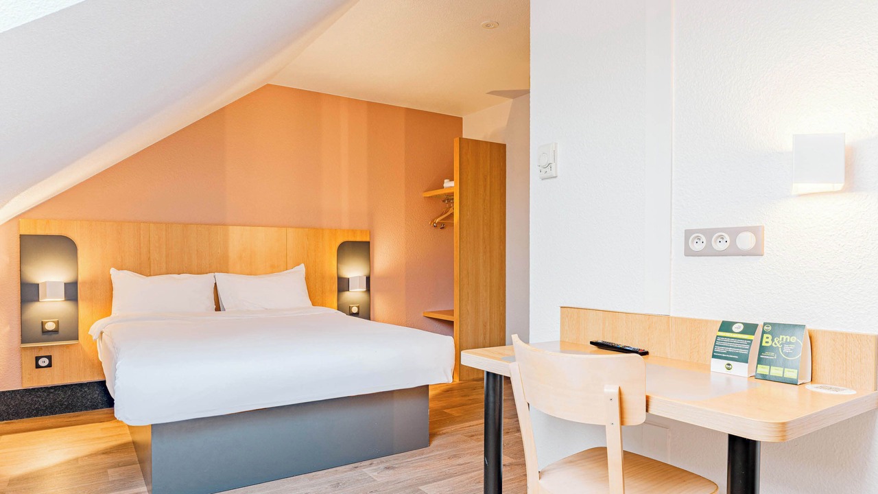 Photo of Bedroom in Chasseneuil-du-Poitou