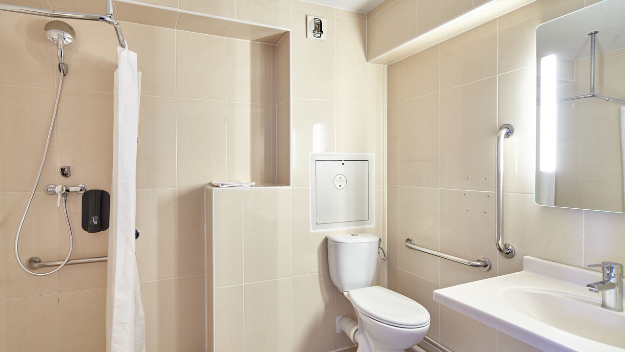 Photo of Bathroom in Chevilly-Larue