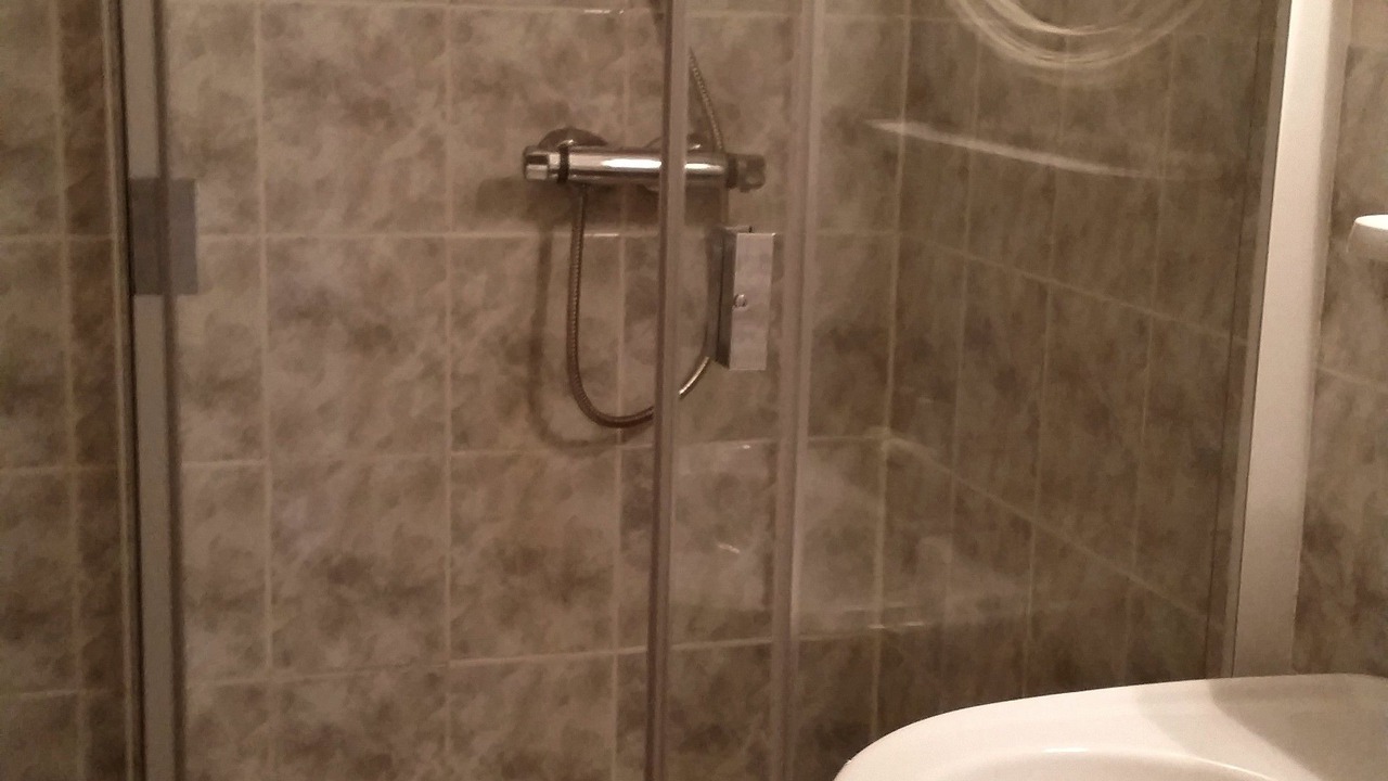 Photo of Bathroom in Republique - Tolstoi