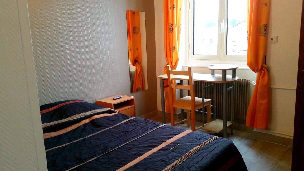 Photo of Bedroom in Republique - Tolstoi