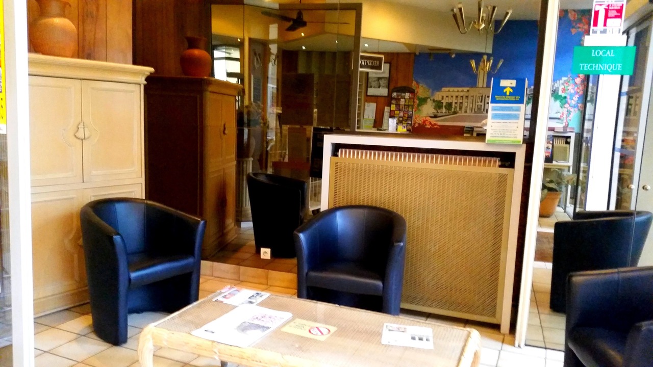 Photo of Others in Republique - Tolstoi