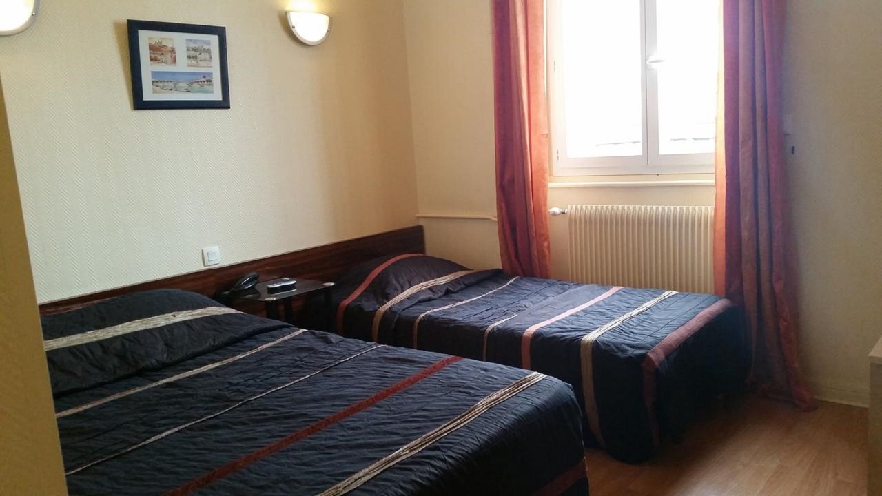 Photo of Bedroom in Republique - Tolstoi