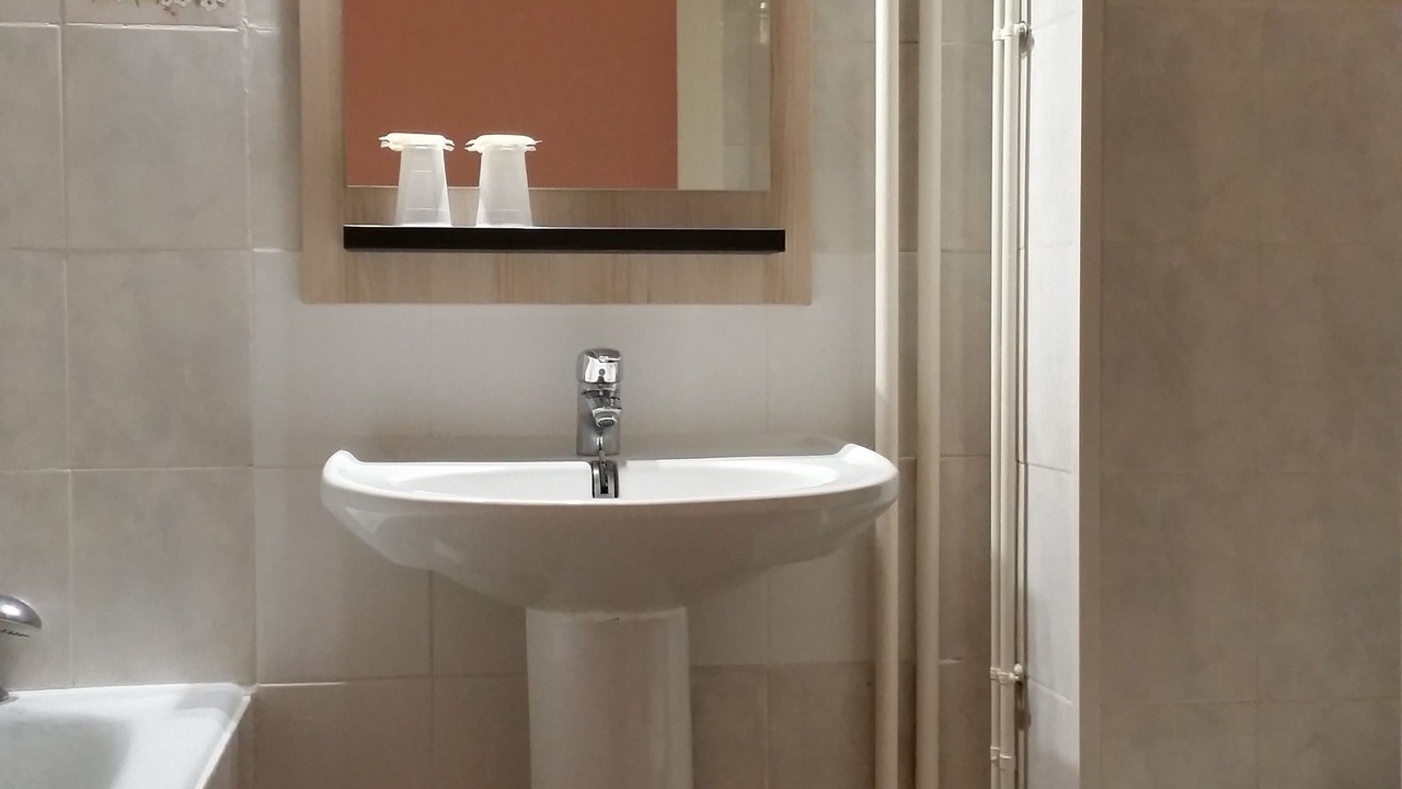 Photo of Others in Republique - Tolstoi