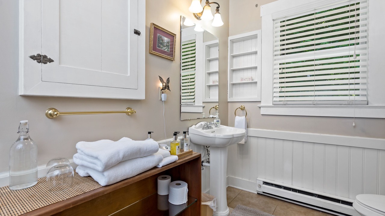 Photo of Bathroom in Ashford