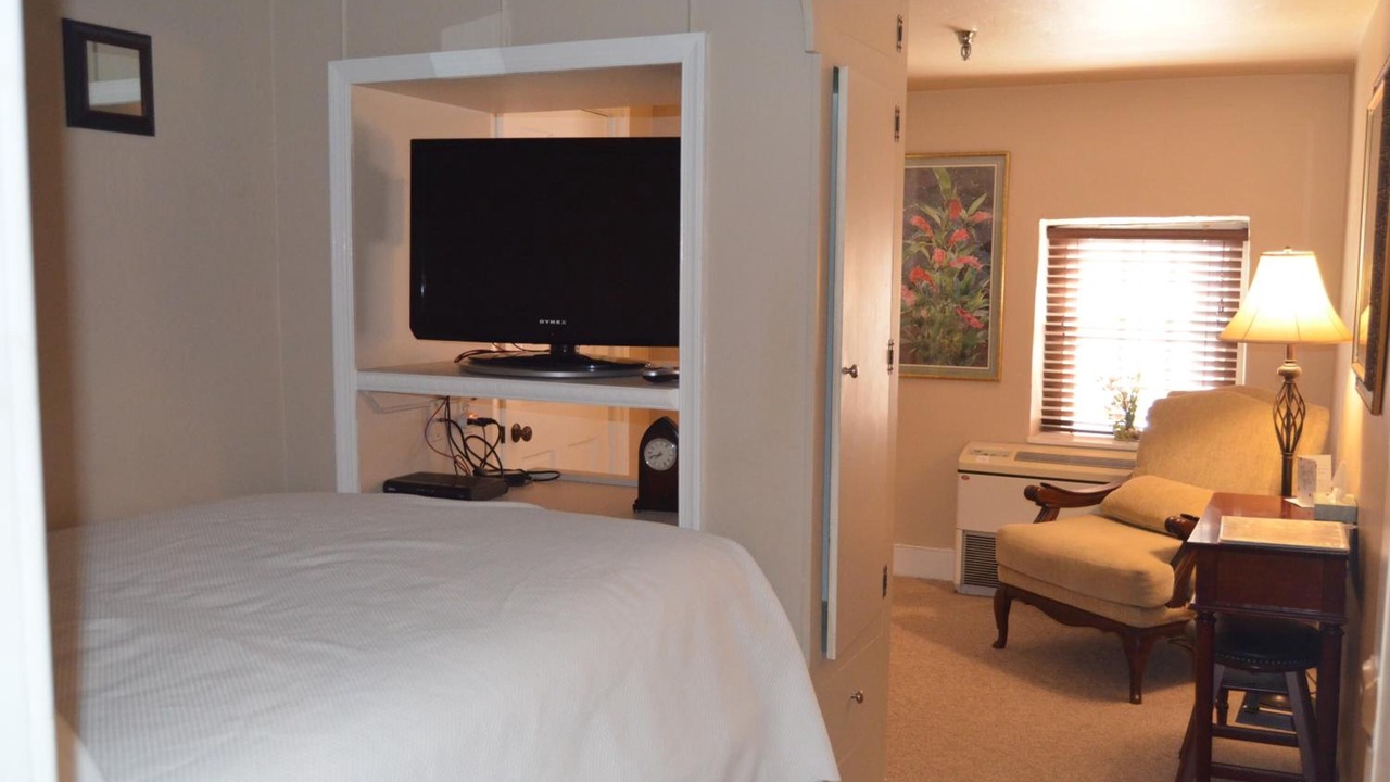 Photo of Others in Newtown