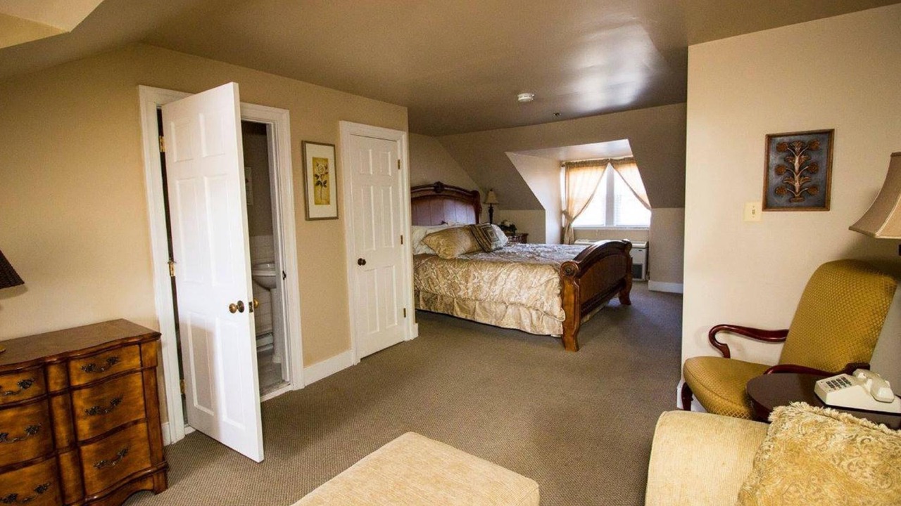 Photo of Others in Newtown