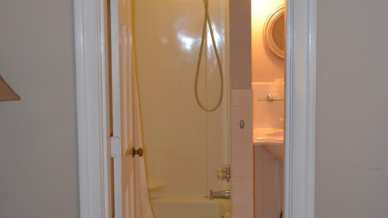 Photo of Bathroom in Newtown