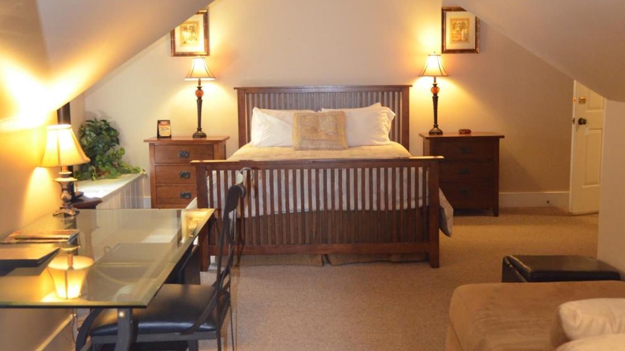 Photo of Others in Newtown