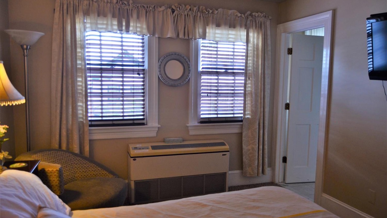 Photo of Others in Newtown