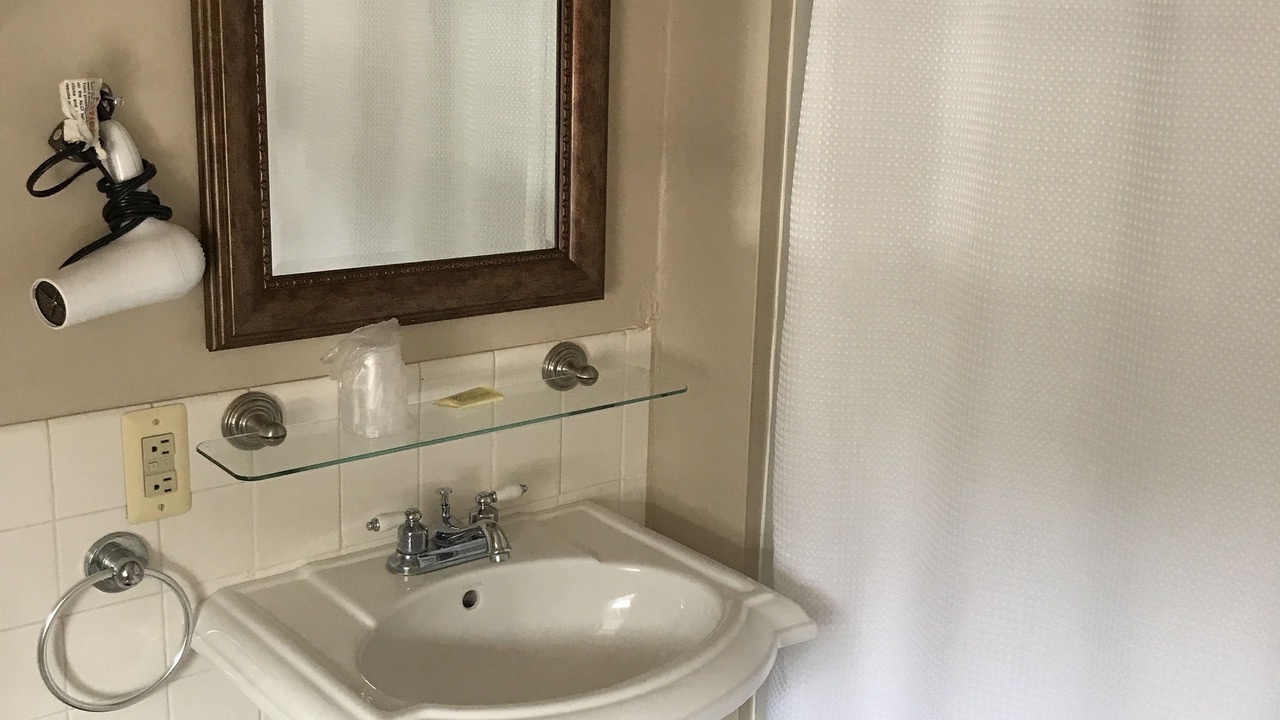 Photo of Bathroom in Newtown