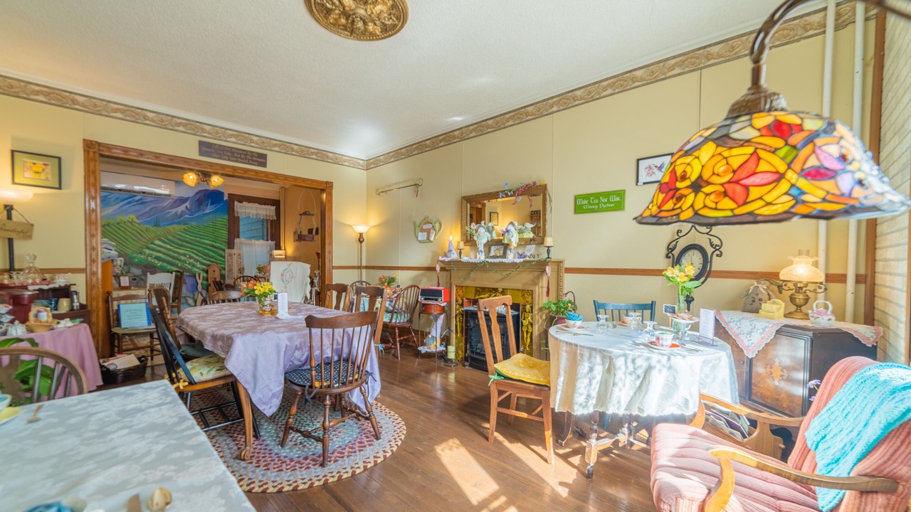 Photo of Others in Cumbola