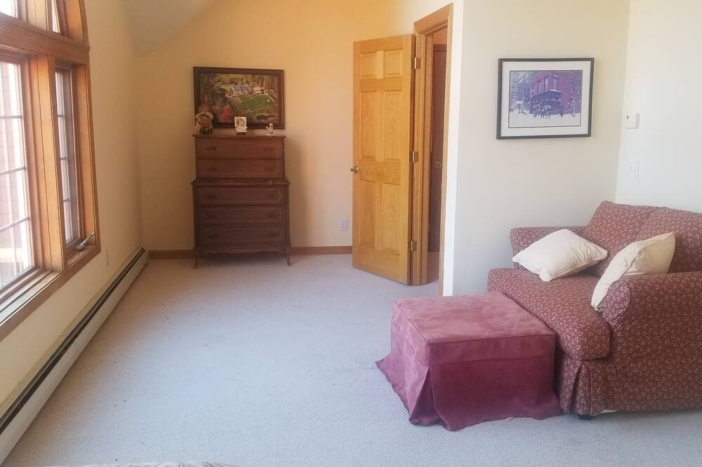 Photo of Bedroom in Jamaica