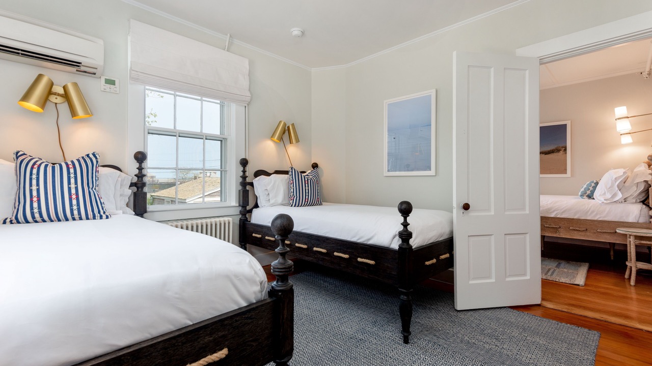 Photo of Others in Nantucket Town