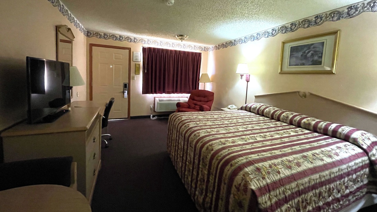 Photo of Bedroom in Seminole