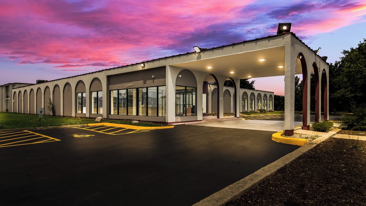 Photo of Outdoor in North Aurora
