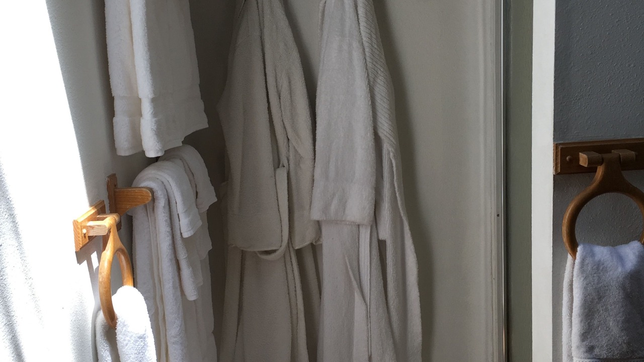 Photo of Bathroom in Roseburg