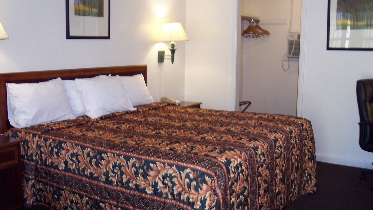 Photo of Bedroom in Allenwood