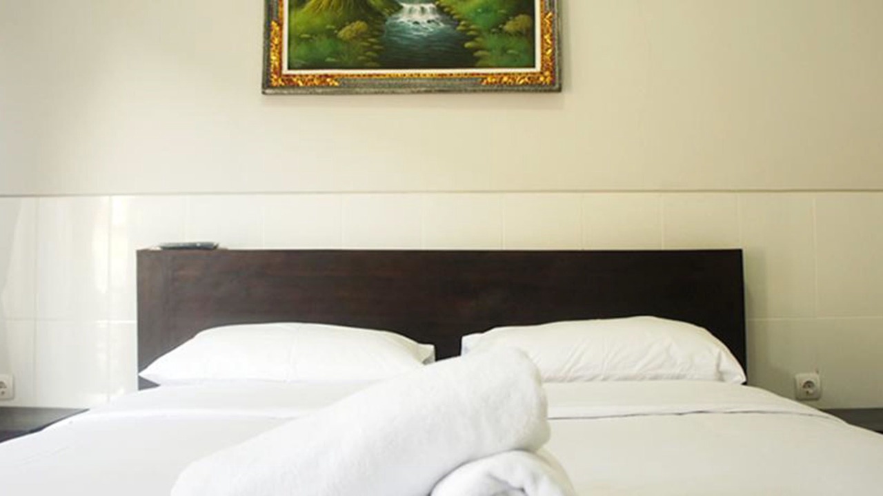 Photo of Bedroom in Kartika Plaza