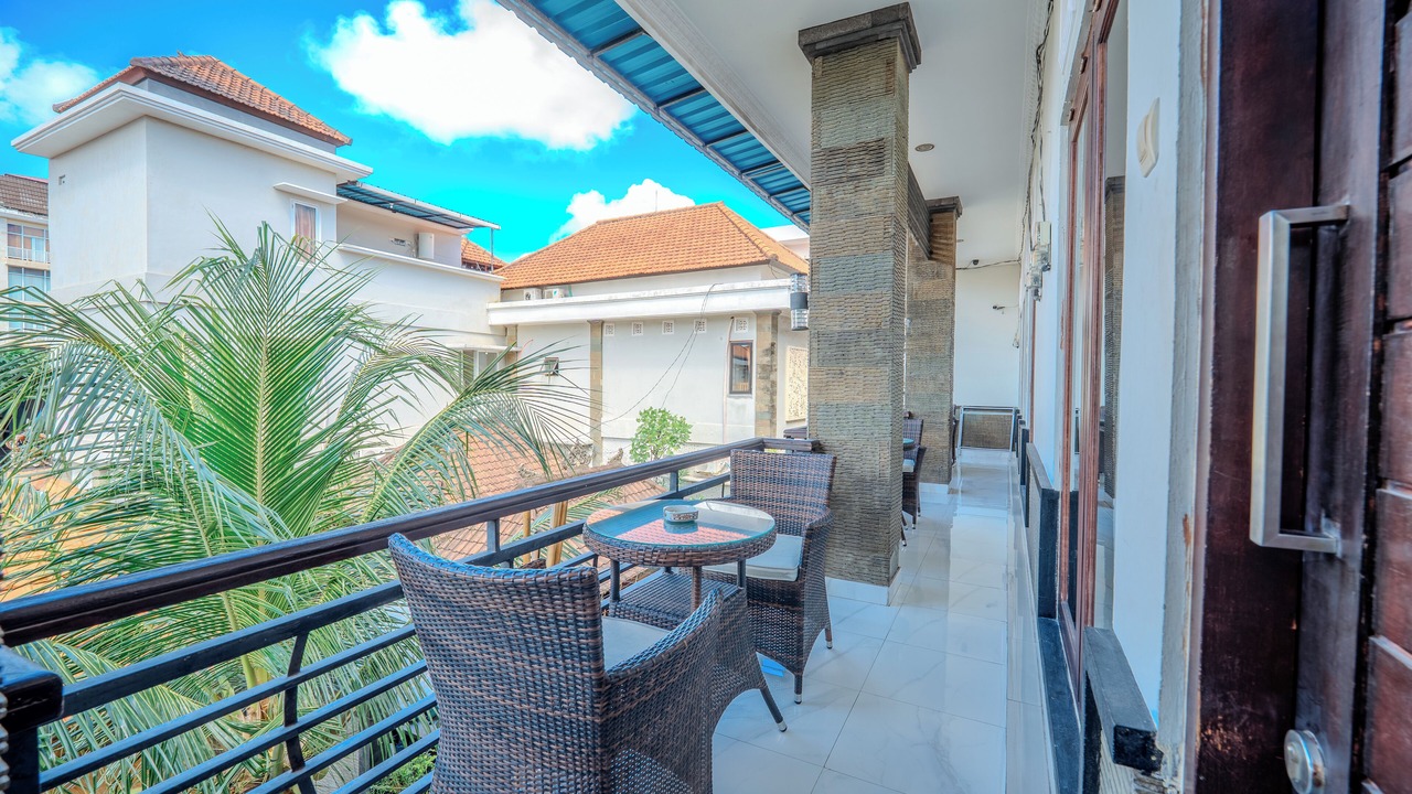 Photo of Bedroom in Kartika Plaza
