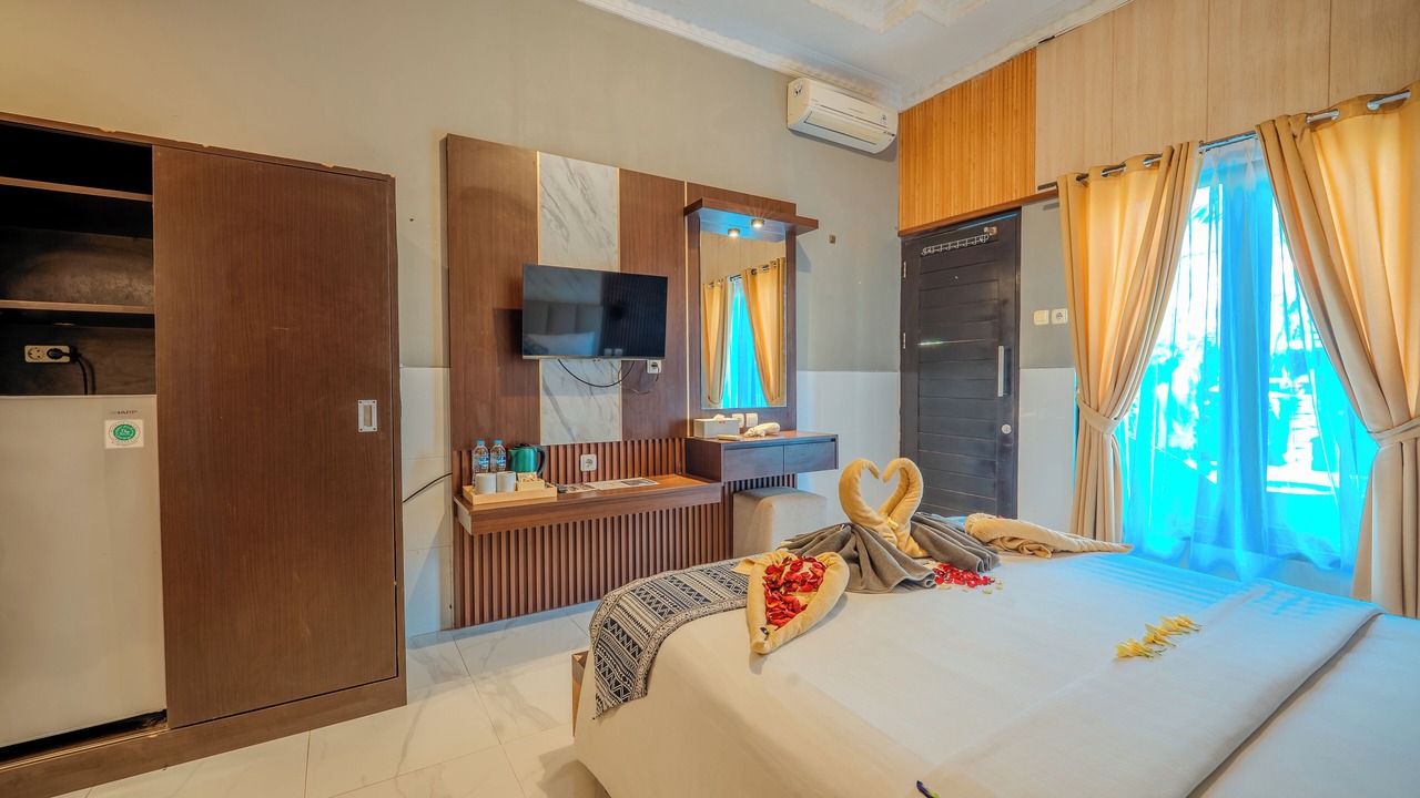 Photo of Bedroom in Kartika Plaza