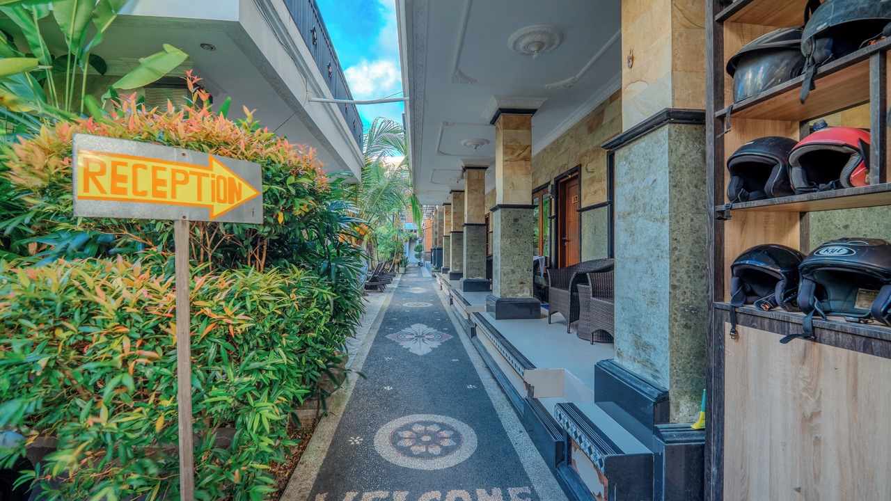 Photo of Outdoor in Kartika Plaza