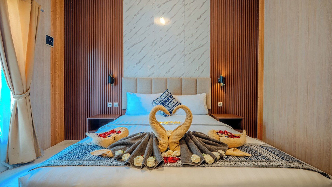 Photo of Bedroom in Kartika Plaza