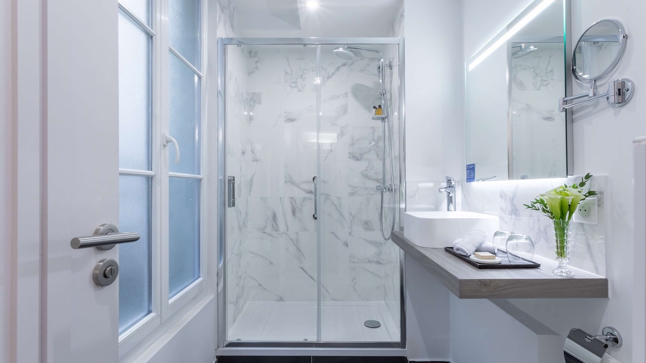 Photo of Bathroom in Quinze-Vingts