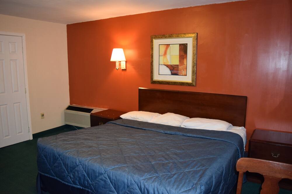 Photo of Bedroom in Middletown