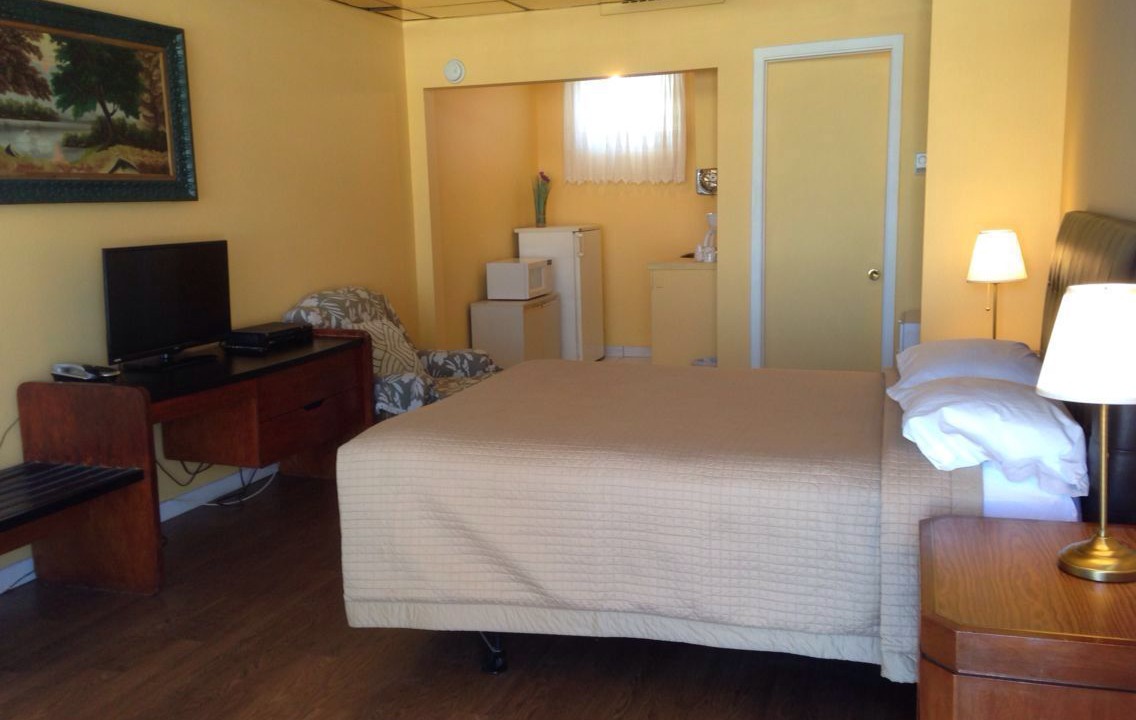 Photo of Bedroom in Saint-Zotique