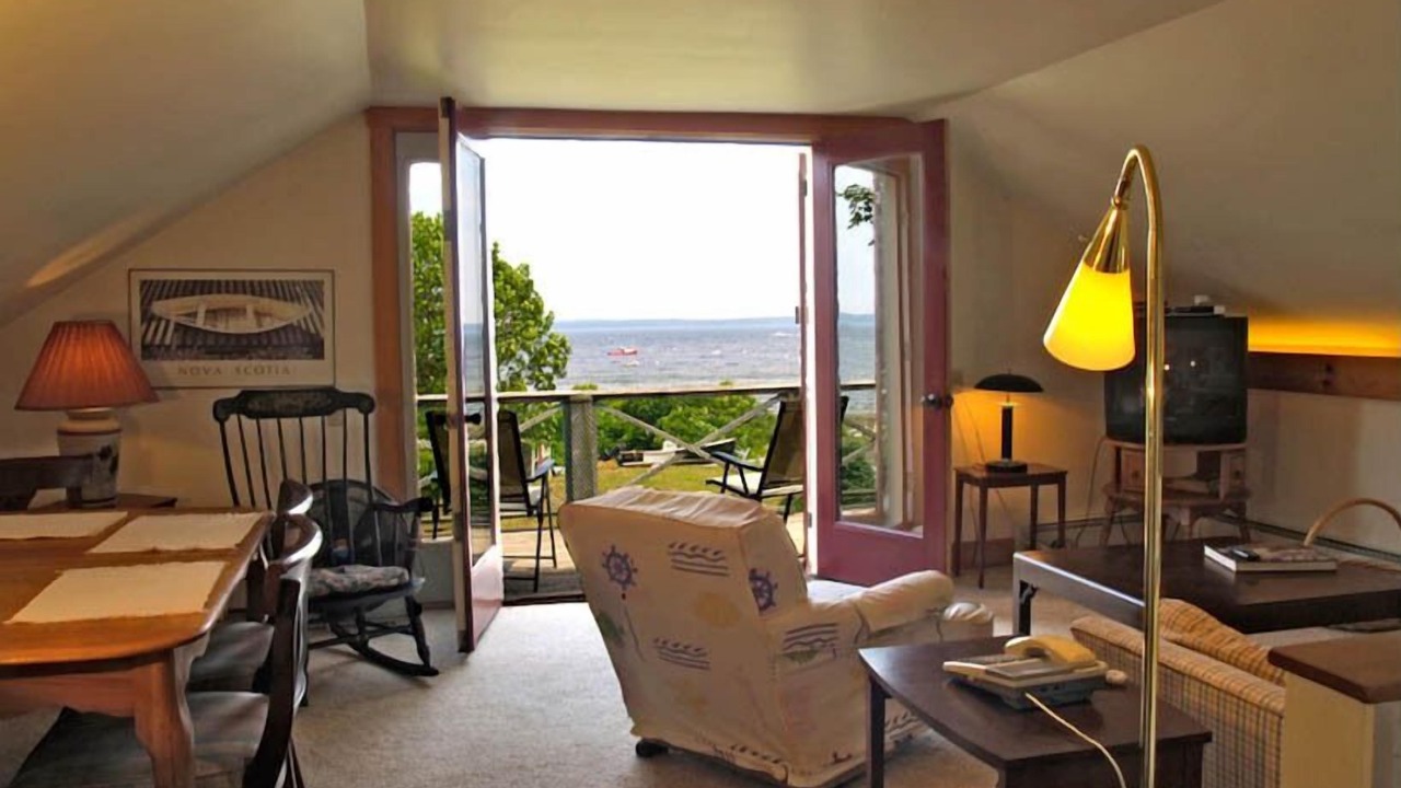 Photo of Livingroom in Lincolnville