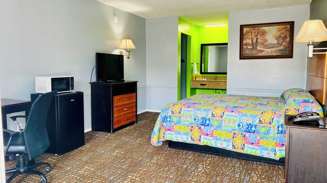Photo of Bedroom in Cushing