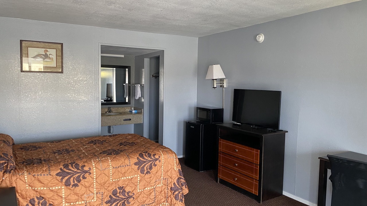 Photo of Bedroom in Cushing
