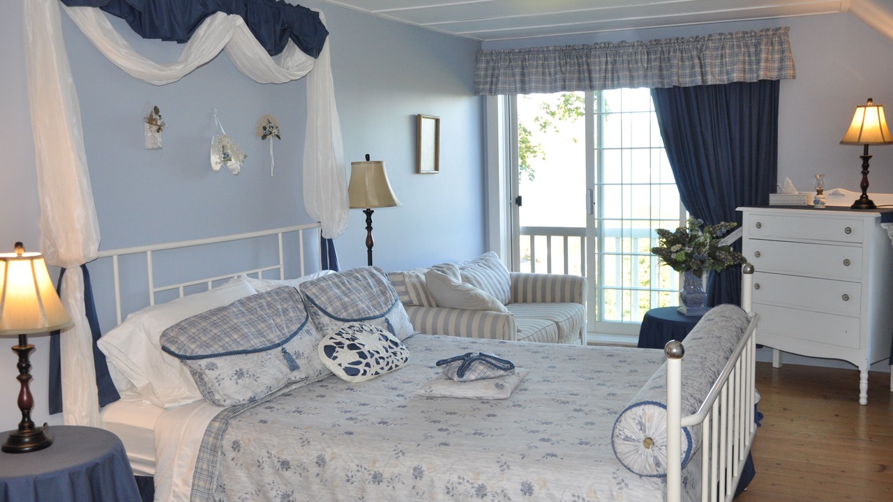 Photo of Bedroom in Pointe-au-Pic