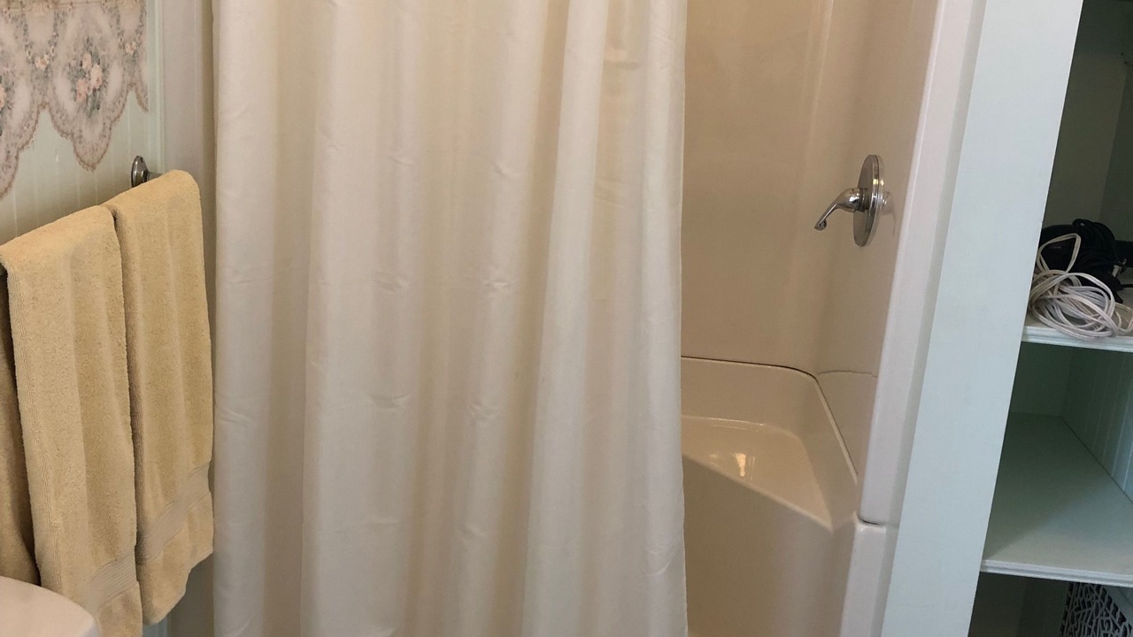 Photo of Bathroom in Anaconda