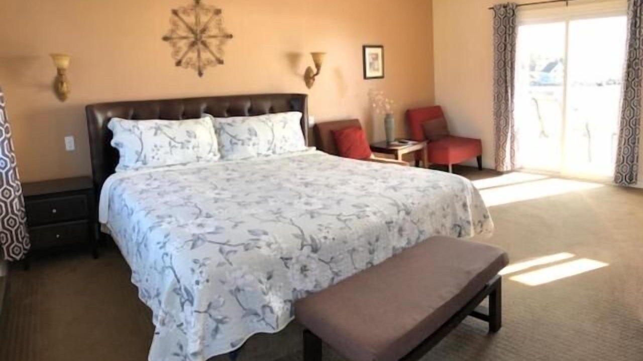 Photo of Bedroom in Indian Harbour