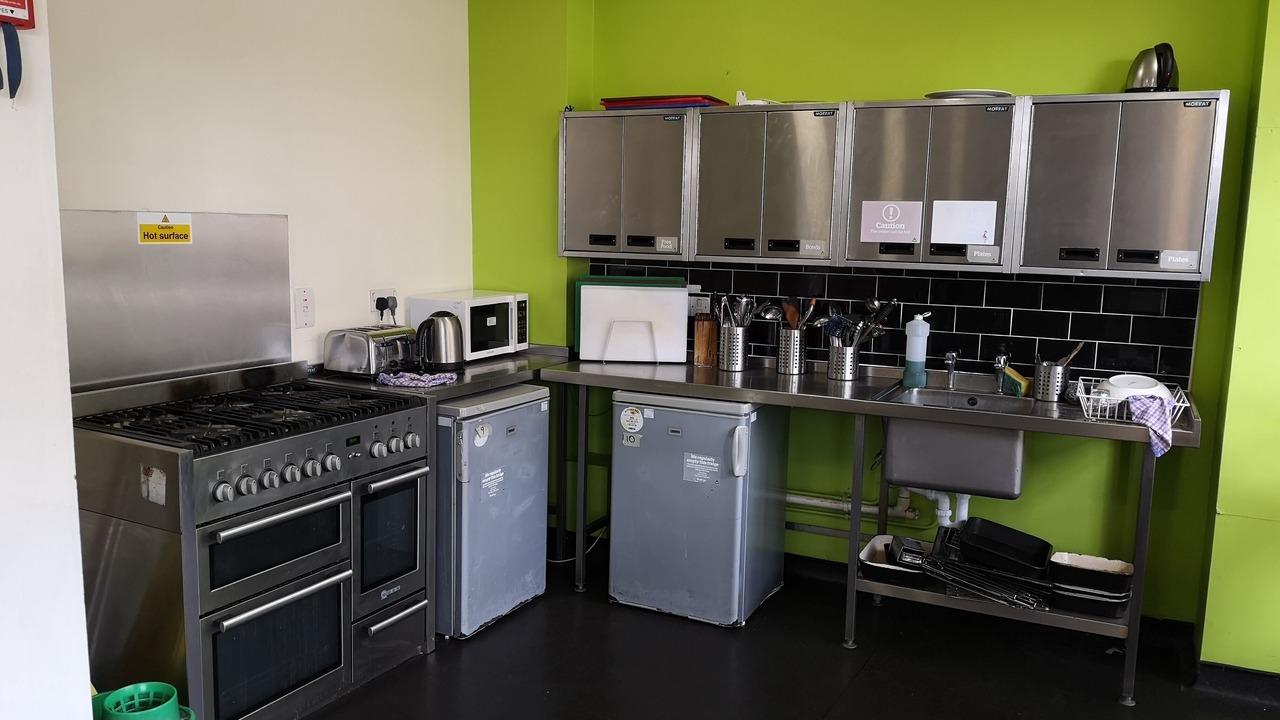 Photo of Kitchen in Bristol Floating Harbour